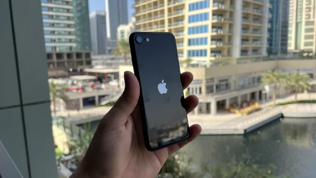 berita terbaru dan rumor iPhone SE 4